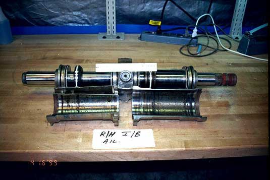 Position figée des tiges de cylindre de vérin de l'aileron intérieur droit