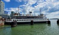 Figure 1. The Sam McBride berthed at the Jack Layton Ferry Terminal in Toronto, Ontario (Source: TSB)